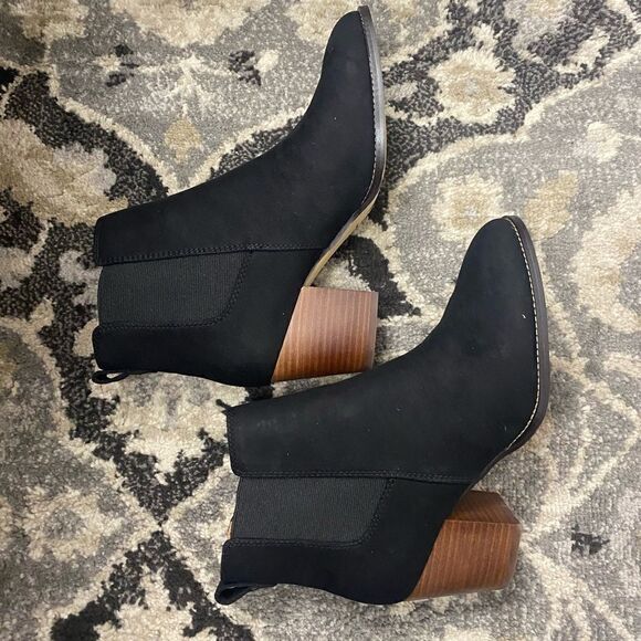 J. Crew Factory Rory microsuede heeled boots Item AR845 - Picture 4 of 10